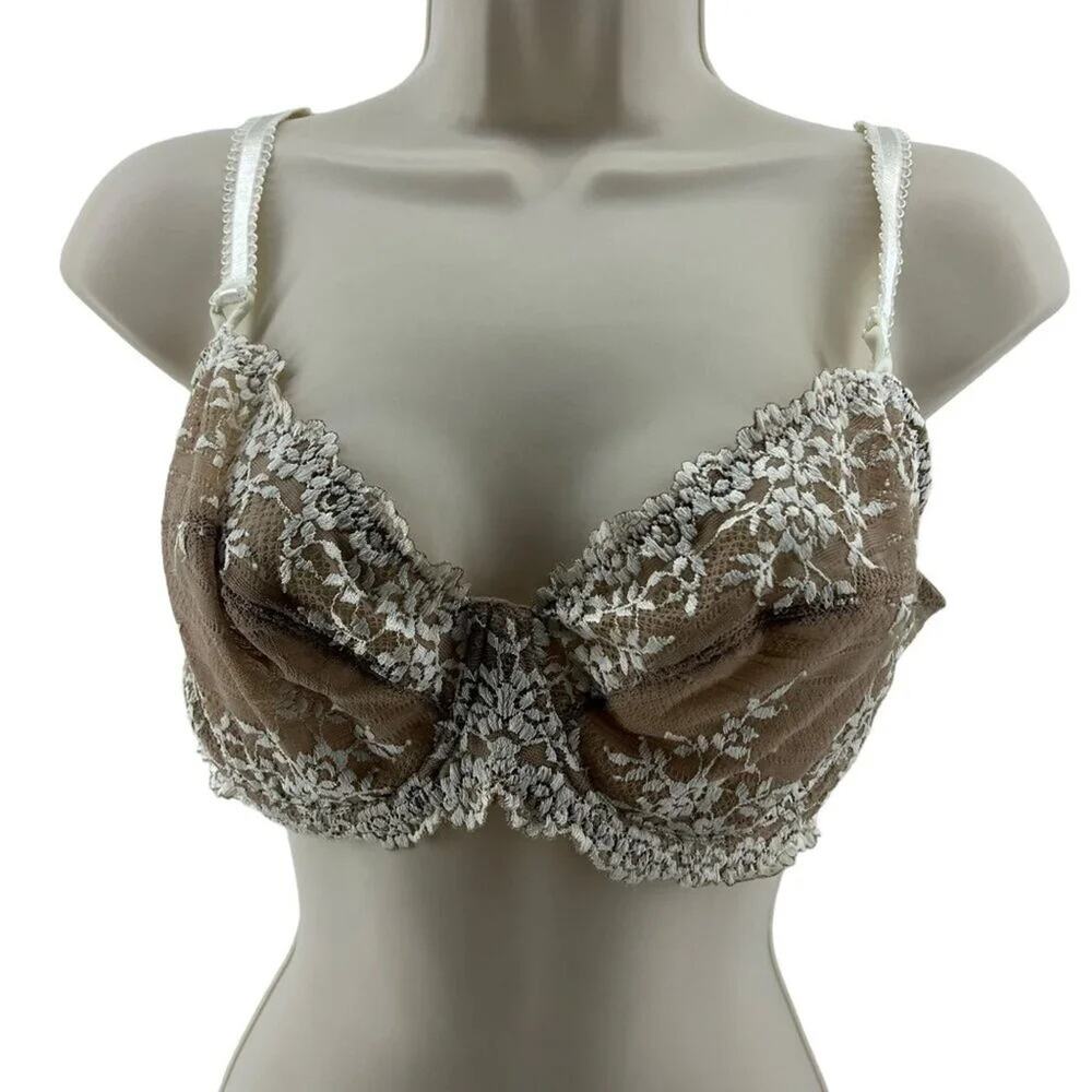 Wacoal Embrace Lace Underwire Bra Style # 65191 Sand Ivory 36D